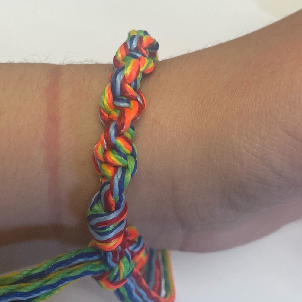 Handmade rainbow braclet - Picture 4 of 4